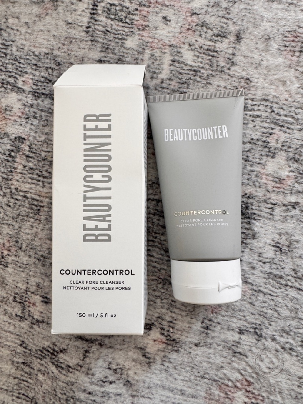 Beautycounter Countercontrol Clear Pore Cleanser - Gray & White